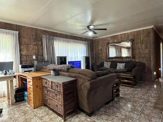 Townhouse for sale in Sedibeng, Gauteng