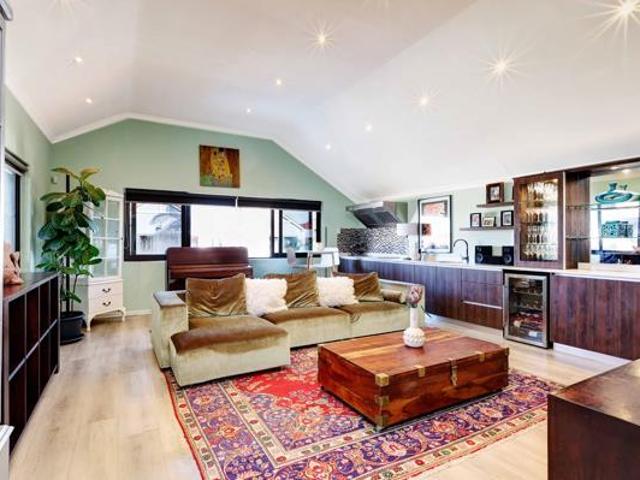 Townhouse for sale in Cape Town, Western Cape