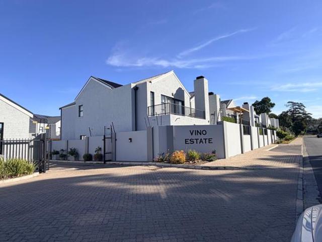 Townhouse for rent in Cape Town, City of Cape Town
