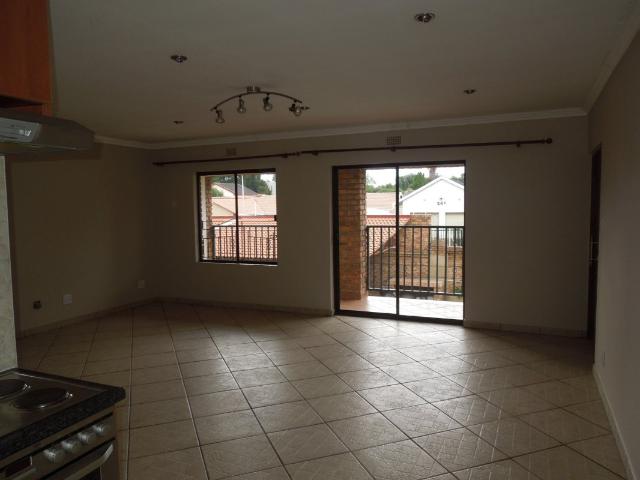 Townhouse for sale in Edenvale, City of Ekurhuleni Metropolitan Municipality