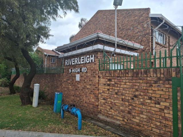 Townhouse for sale in Ekurhuleni, Gauteng