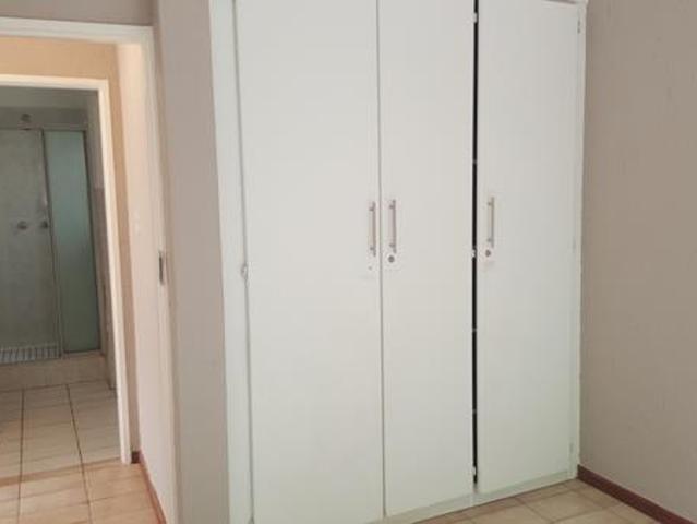 Townhouse for rent in Waterkloof, Gauteng