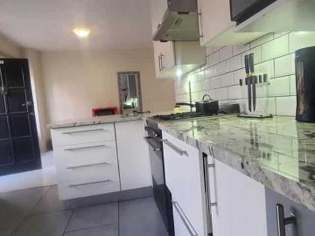 Townhouse for rent in Ekurhuleni, Gauteng