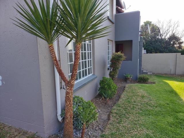 Townhouse for sale in Ekurhuleni, Gauteng
