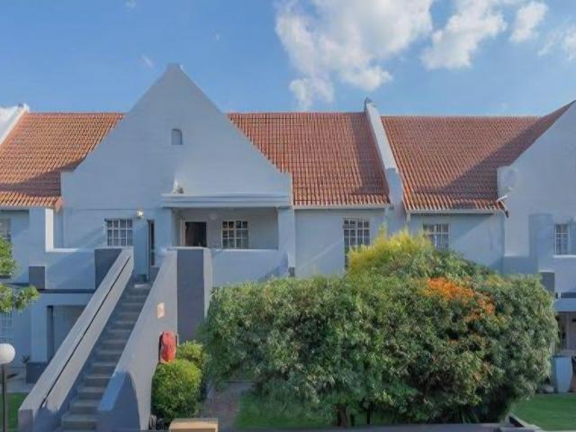 Townhouse for sale in Ekurhuleni, Gauteng