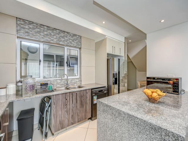 Townhouse for sale in Alexandra, Gauteng