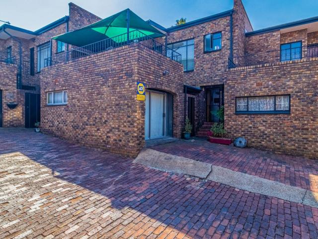 Townhouse for sale in Ekurhuleni, Gauteng