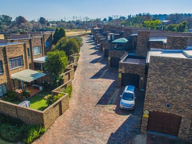 Townhouse for sale in Ekurhuleni, Gauteng