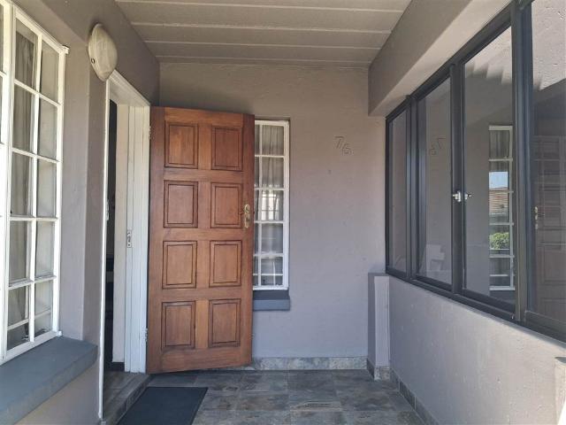 Townhouse for sale in Ekurhuleni, Gauteng