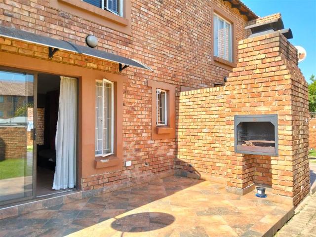Townhouse for sale in Ekurhuleni, Gauteng