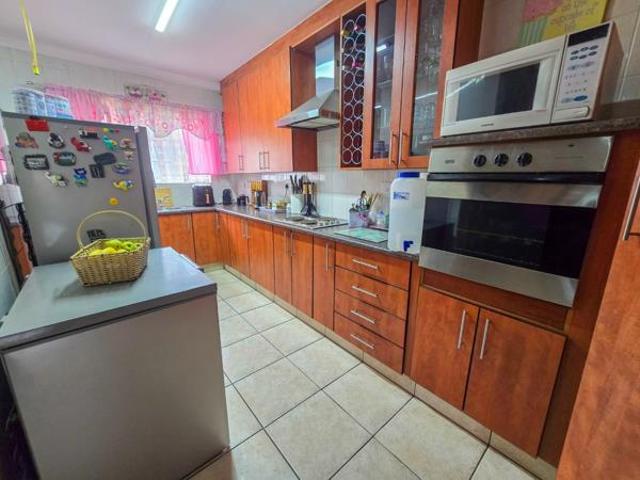 Townhouse for sale in West Rand Garden estates, Westonaria Local Municipality