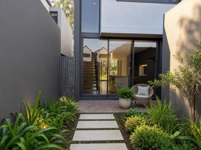Townhouse for sale in Princess Grant, Kwazulu-natal