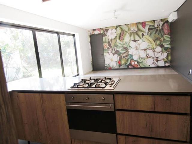 Townhouse for rent in Princess Grant, Kwazulu-natal