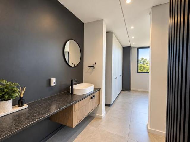 Townhouse for sale in Ballito, KwaDukuza Local Municipality