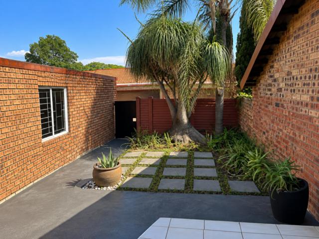 Townhouse for rent in Centurion, Gauteng