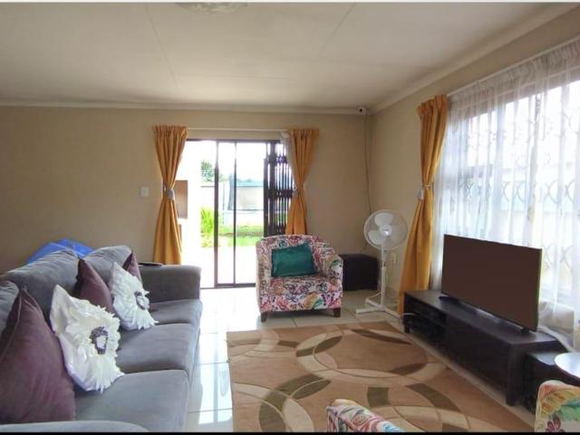 Townhouse for sale in Akasia, Gauteng