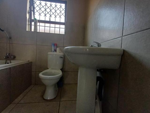 Townhouse for sale in Dr Kenneth Kaunda, North West