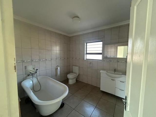 Townhouse for rent in Ekurhuleni, Gauteng