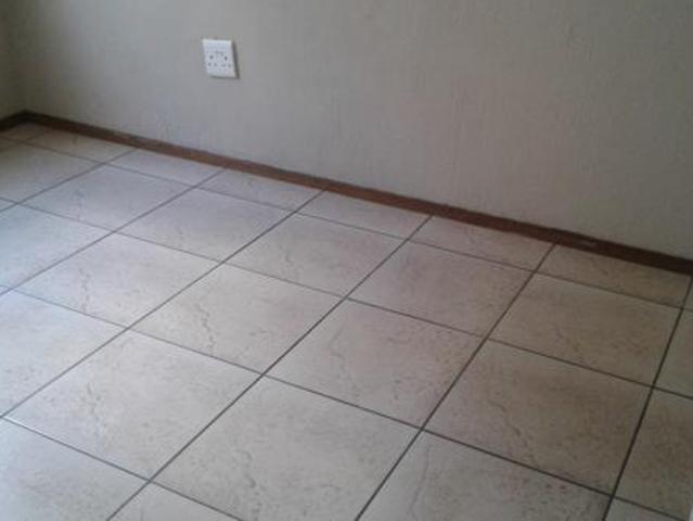 Townhouse for rent in Ekurhuleni, Gauteng