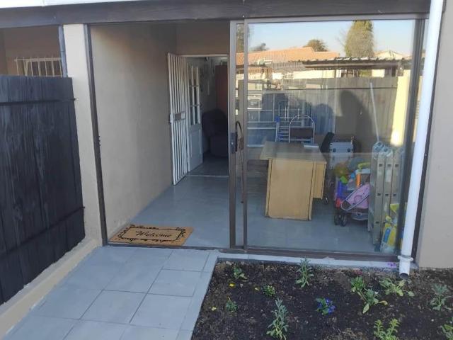 Townhouse for sale in Ekurhuleni, Gauteng