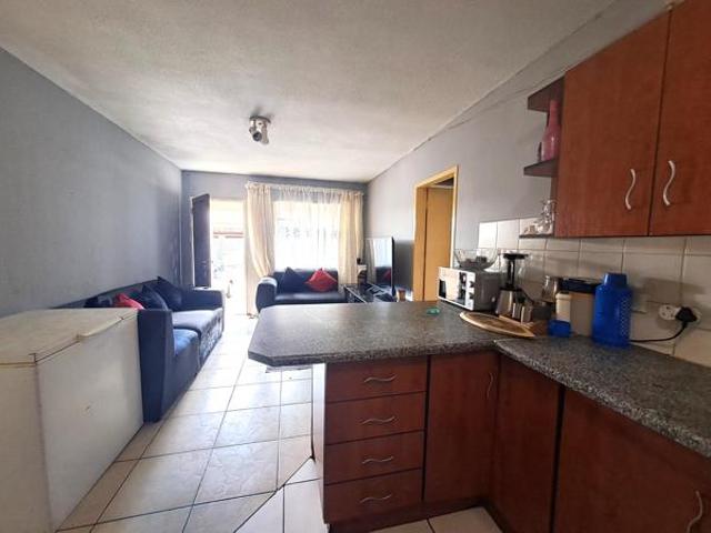 Townhouse for rent in Jansenpark, City of Ekurhuleni Metropolitan Municipality