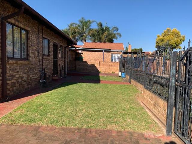 Townhouse for sale in Witbank, Mpumalanga