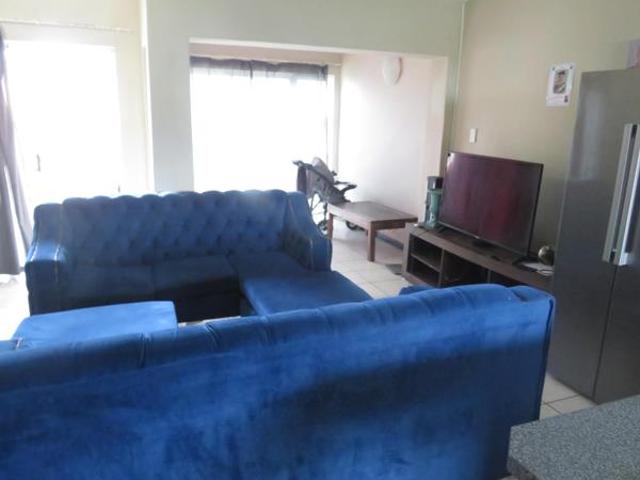 Townhouse for sale in Bushmans River Mouth, Eastern Cape