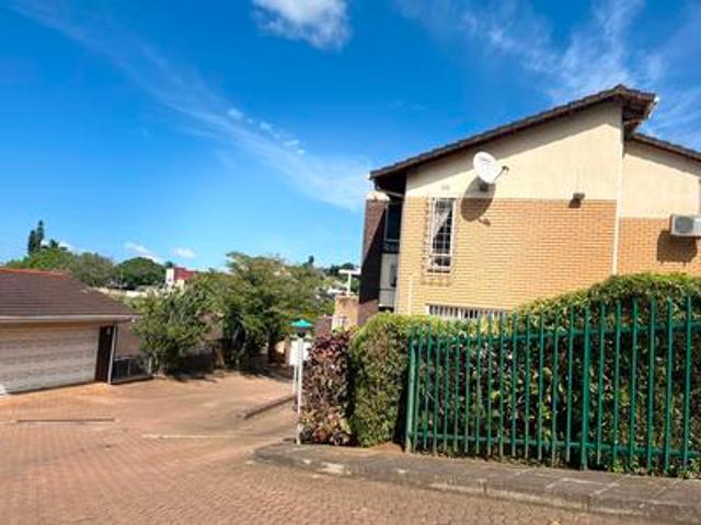 Townhouse for sale in UMhlathuze Municipality, Kwazulu-natal