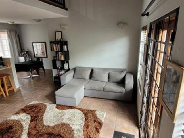 Townhouse for rent in Waterkloof, Gauteng
