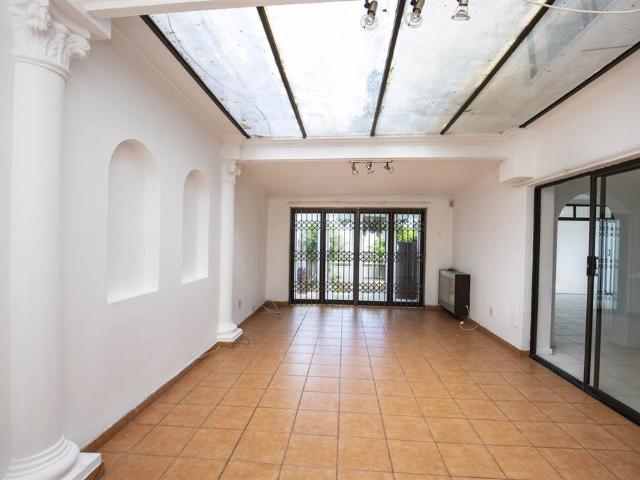Townhouse for sale in Seaview, Kwazulu-natal