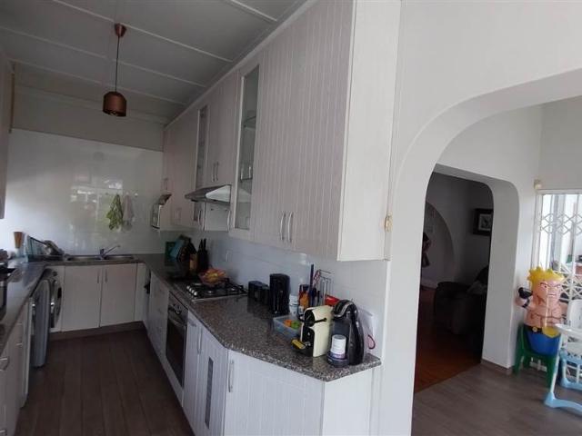 Townhouse for sale in Seaview, Kwazulu-natal