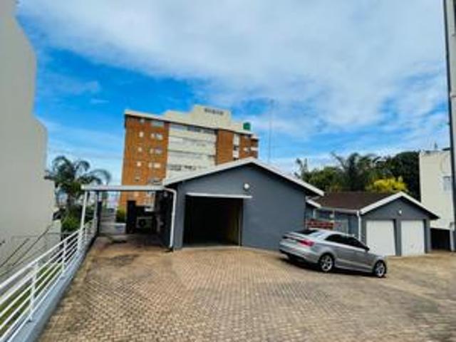 Townhouse for sale in Durban, eThekwini Metropolitan Municipality
