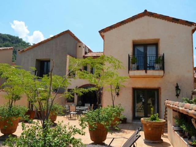 Townhouse for sale in North West