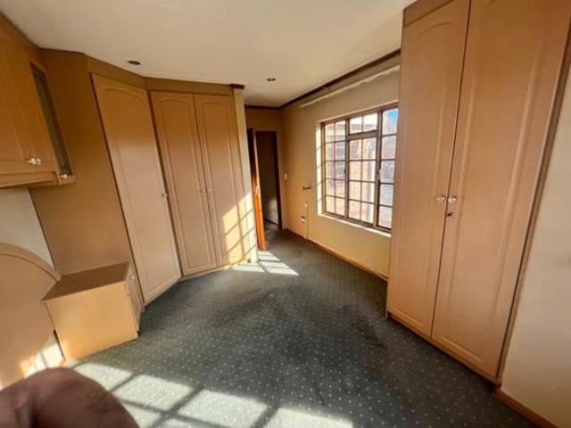 Townhouse for sale in Rosendal, Free State