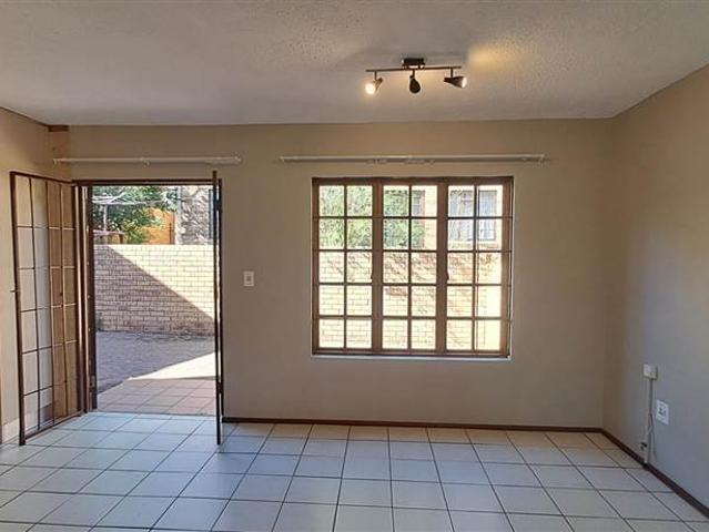 Townhouse for sale in Rosendal, Free State
