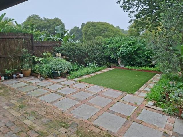 Townhouse for rent in Cape Town, Western Cape