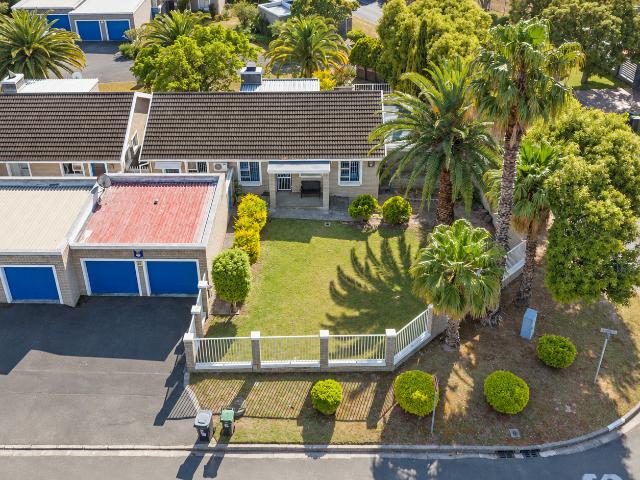Townhouse for sale in Eversdal, Bellville