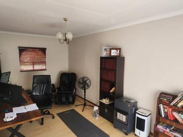 Townhouse for rent in Pretoria, City of Tshwane Metropolitan Municipality