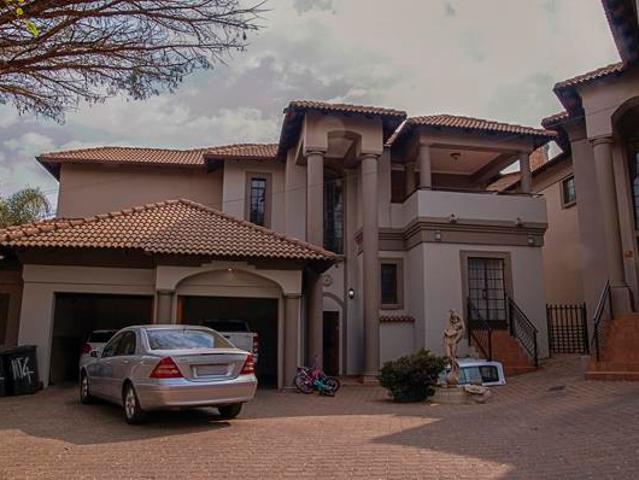 House for rent in Waterkloof, Gauteng