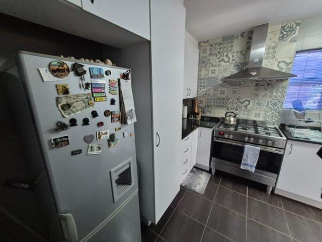 Townhouse for rent in Waterkloof, Gauteng