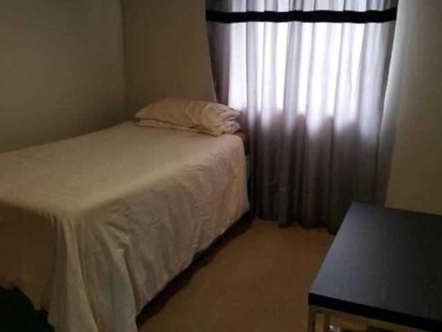 Townhouse for rent in Waterkloof, Gauteng
