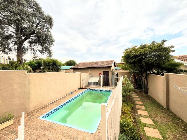 Townhouse for sale in Randburg, Gauteng