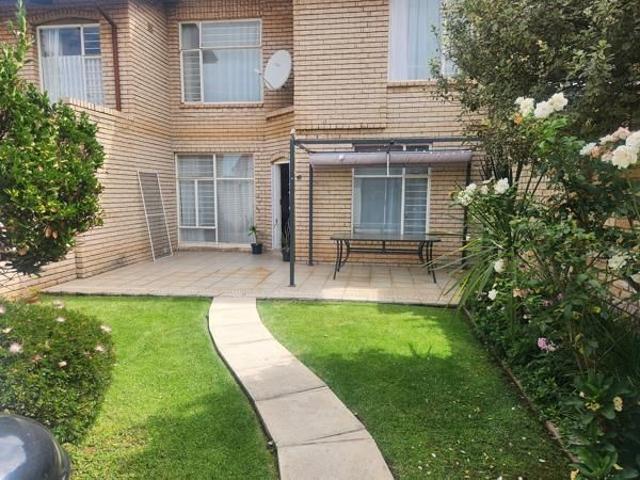 House for rent in Vosloorus, Gauteng
