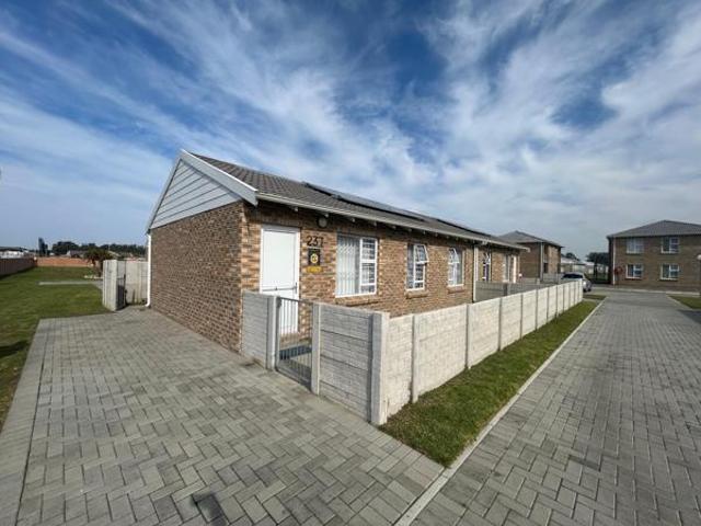 Townhouse for rent in Eastern Cape