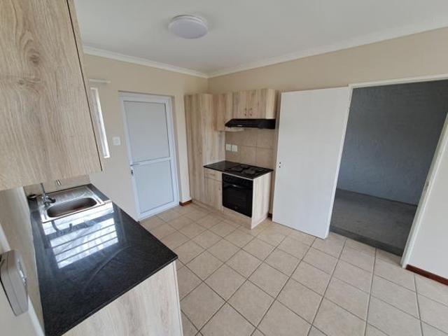 Townhouse for rent in Nelson Mandela Bay Ward 18, Nelson Mandela Bay Metropolitan Municipality