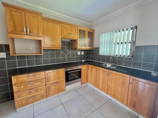 Townhouse for rent in Umgungundlovu, Kwazulu-natal