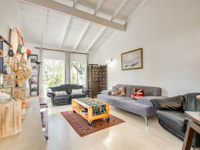 Townhouse for sale in Vosloorus, Gauteng