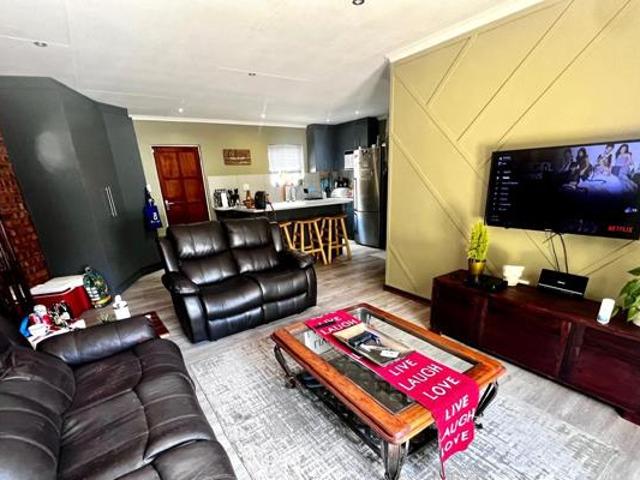 Townhouse for sale in Bloemfontein, Free State