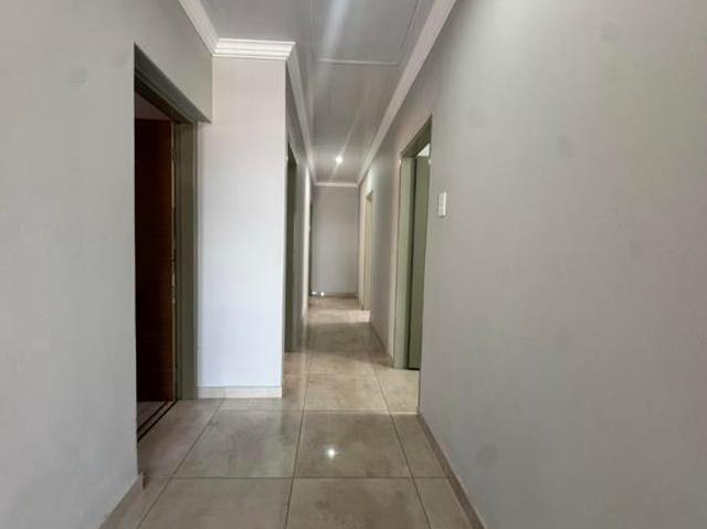 Townhouse for sale in Dr Kenneth Kaunda, North West