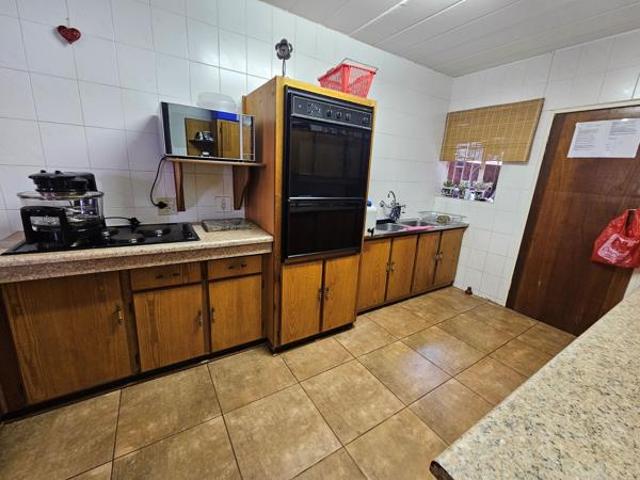 Townhouse for sale in Dr Kenneth Kaunda, North West